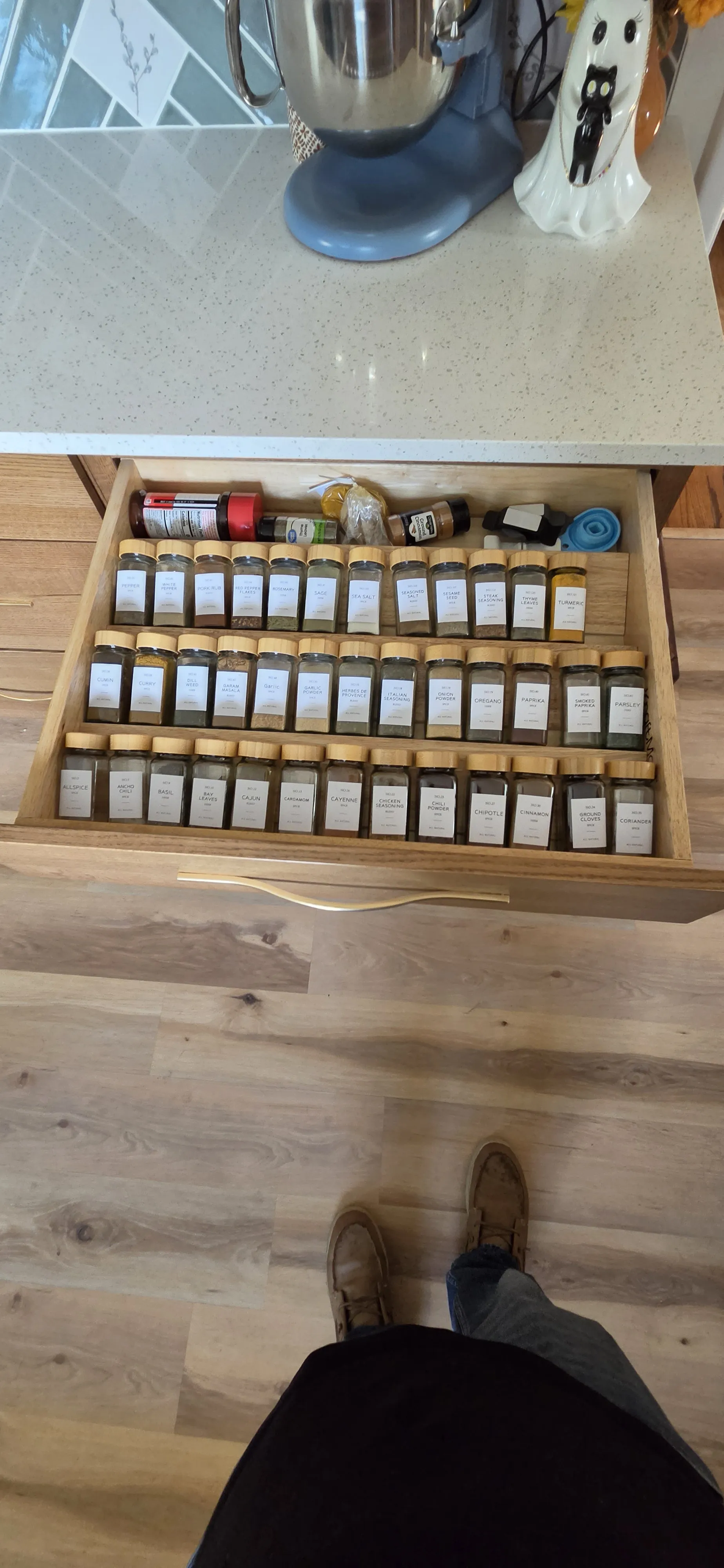 Kitchen Remodel in Saline MI Goes From Dated to Dialed In