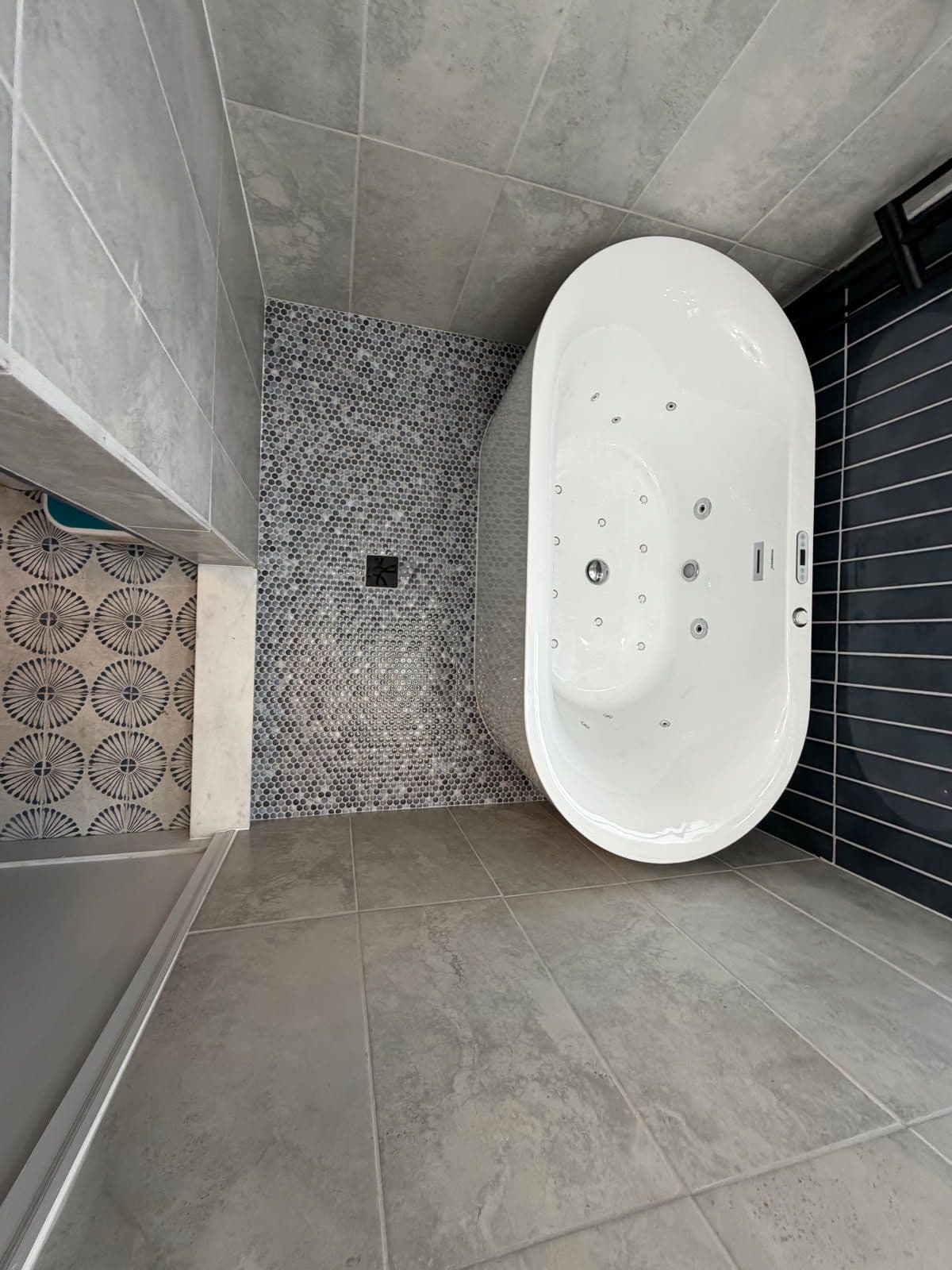 Seamless Bathroom Renovation Success image